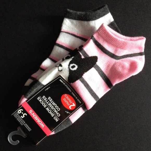 *3/$15* Fun Cat + Striped Socks - Picture 4 of 6